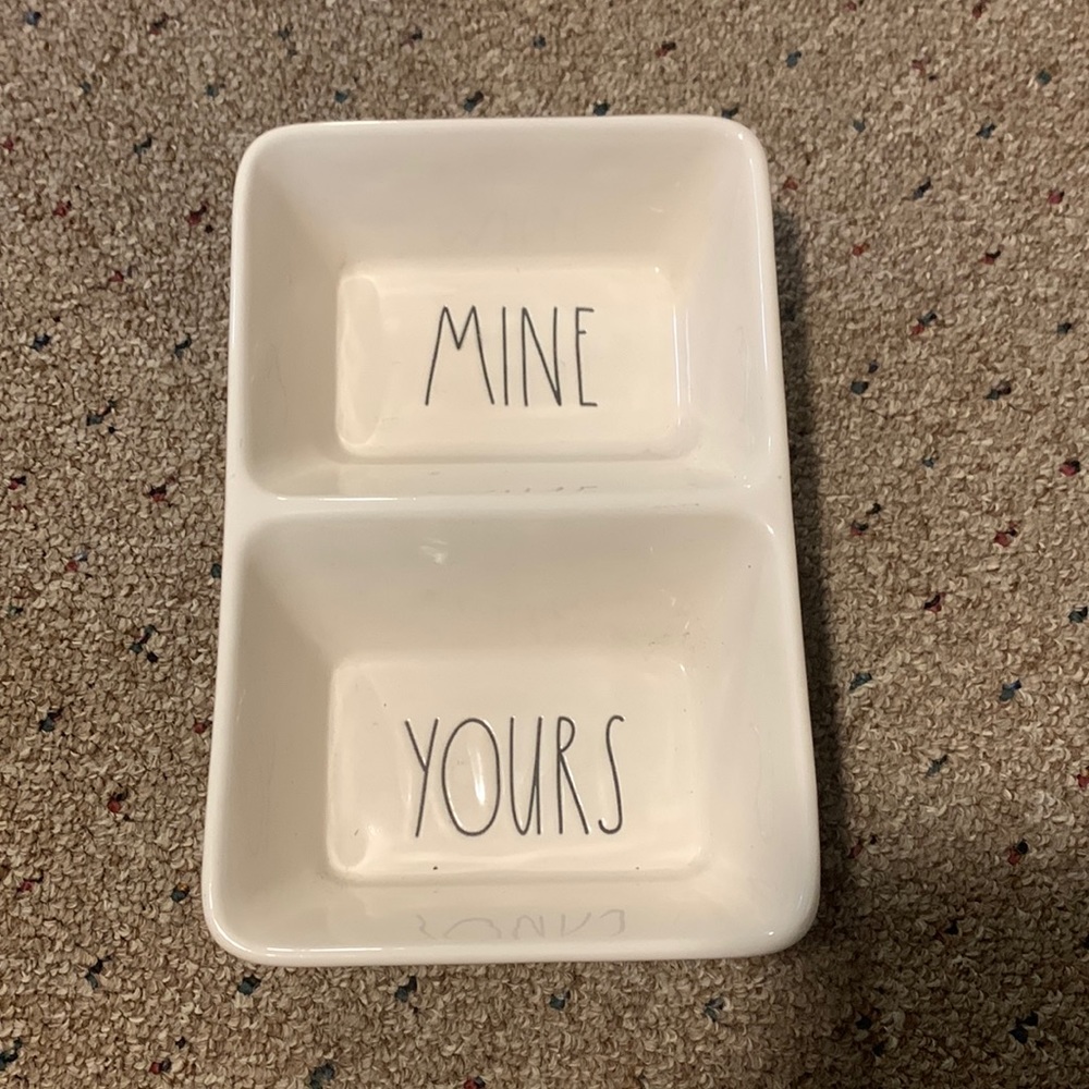 Rae Dunn tray
